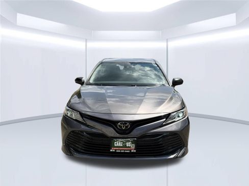 Used 2020 Toyota Camry LE w/ Carpet Mat Package AWD/4WD image 2