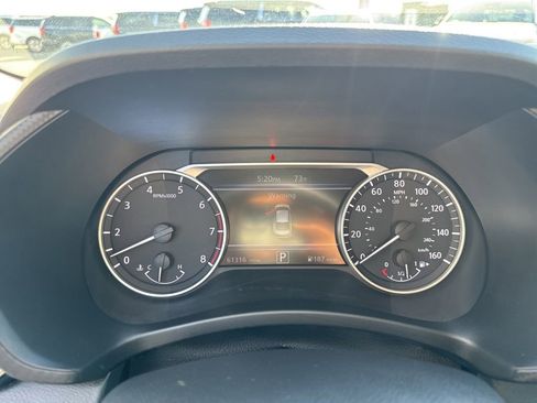 Used 2024 Nissan Sentra SV FWD image 13