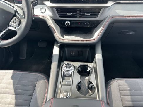 Used 2026 Ford Explorer ST-Line w/ ST-Line Street Pack AWD/4WD image 38