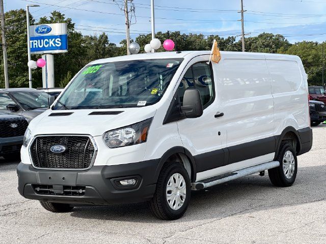 Certified 2025 Ford Transit 250 Low Roof w/ Exterior Upgrade Package RWD image 3