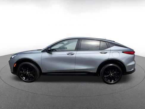 Used 2025 Buick Envista Sport Touring image 9