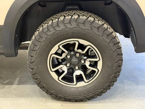 Used 2017 RAM 1500 Rebel w/ Luxury Group image 39