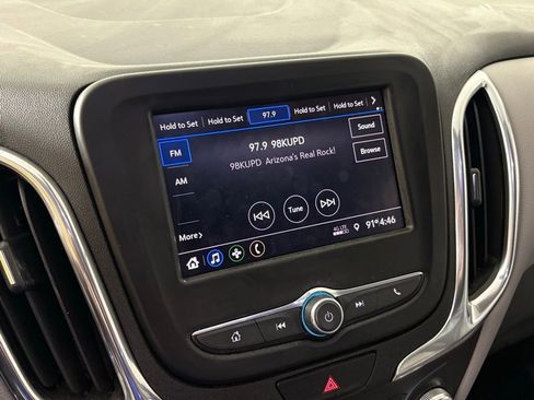 Used 2020 Chevrolet Equinox LS image 23