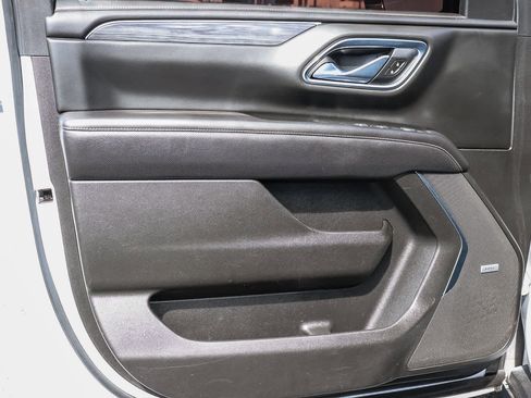 Used 2021 GMC Yukon SLT image 31