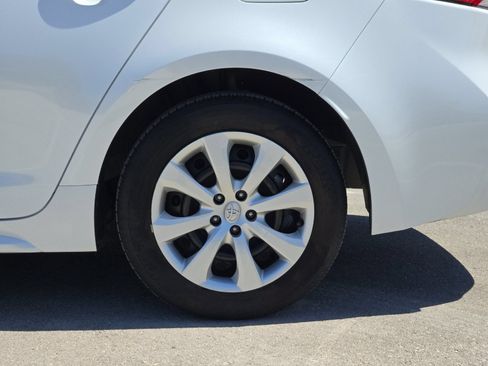 Certified 2025 Toyota Corolla LE FWD image 23