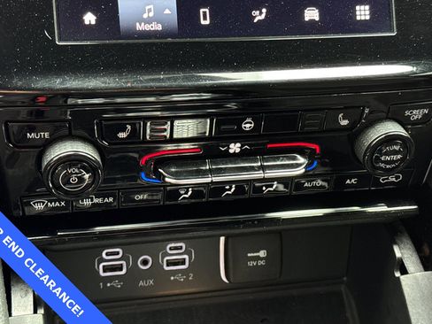 Used 2023 Jeep Grand Cherokee Altitude image 21