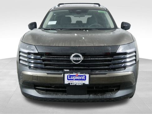 Used 2026 Nissan Kicks SV w/ Cold Weather Package image 3