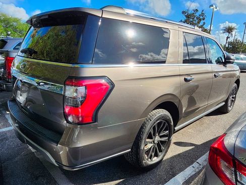 Used 2019 Ford Expedition Max Limited image 6