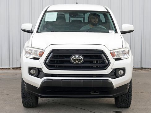 Used 2020 Toyota Tacoma SR w/ SR Convenience Package image 39