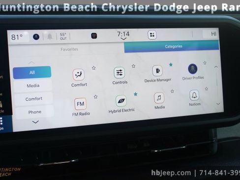 Used 2024 Jeep Wrangler Unlimited image 29