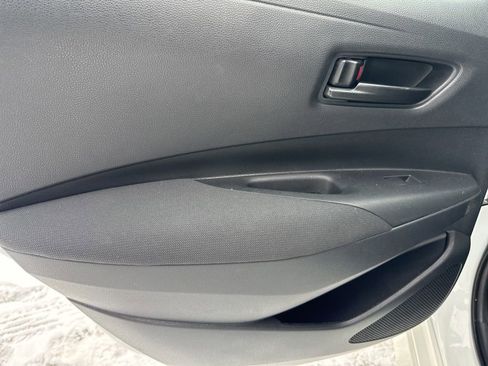 Certified 2024 Toyota Corolla LE image 32