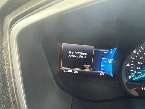 Used 2019 Ford Fusion SEL FWD image 10