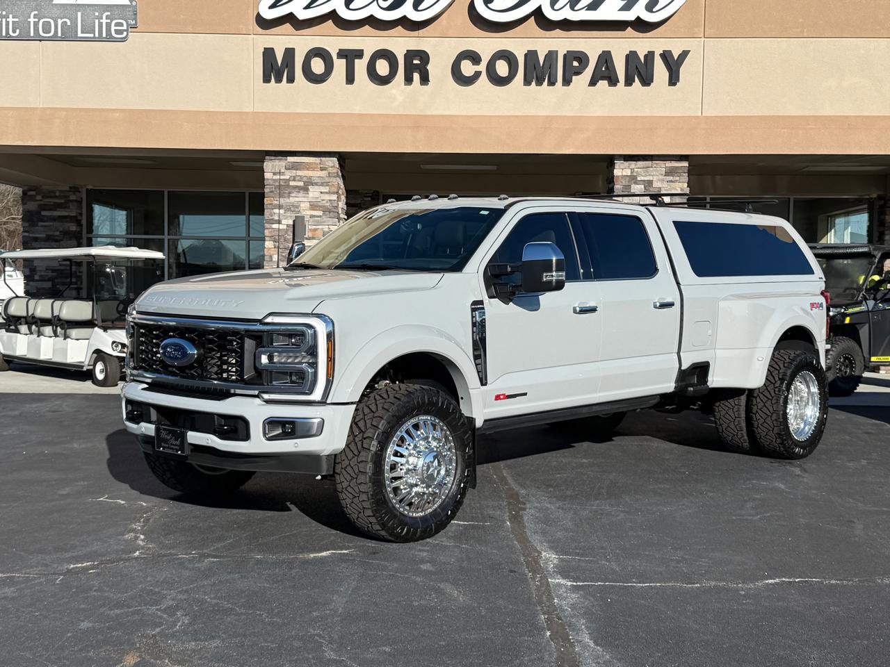 Used 2025 Ford F450 Platinum w/ Platinum Plus Package AWD/4WD image 1
