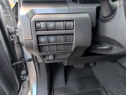 Certified 2026 Toyota Tacoma SR5 AWD/4WD image 19