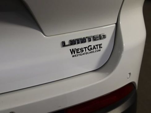 Used 2023 Jeep Grand Cherokee L Limited AWD/4WD image 43