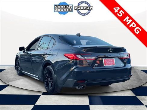 Certified 2025 Toyota Camry SE image 5