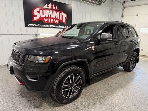 Used 2020 Jeep Grand Cherokee Trailhawk AWD/4WD image 1