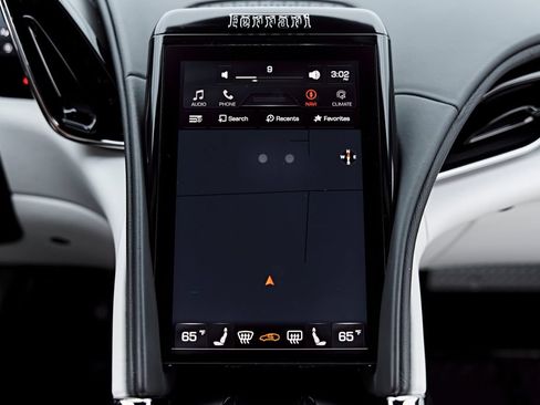 Used 2022 Ferrari Roma RWD image 74