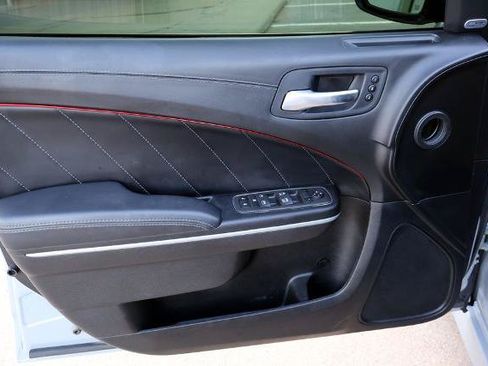 Used 2022 Dodge Charger Scat Pack w/ Dynamics Package RWD image 17