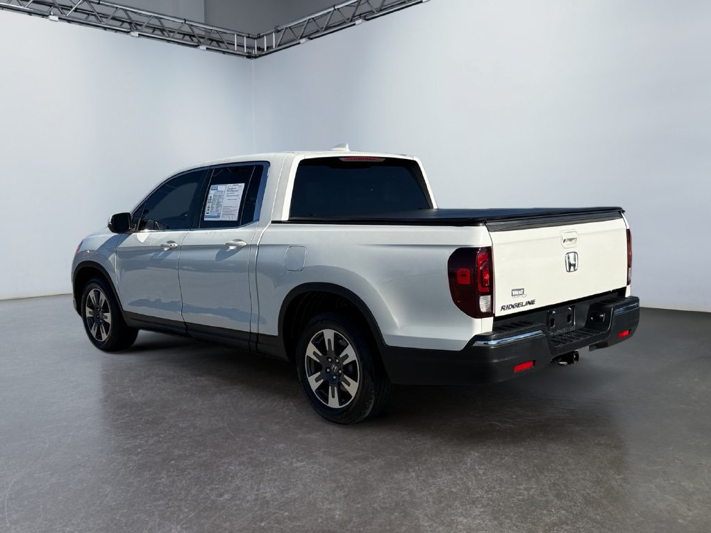 Used 2017 Honda Ridgeline RTL-T image 5