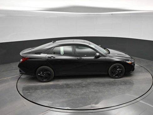 New 2026 Hyundai Elantra SEL Sport Premium FWD image 30