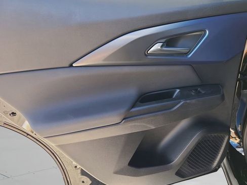 New 2026 Chevrolet Equinox EV LT image 18