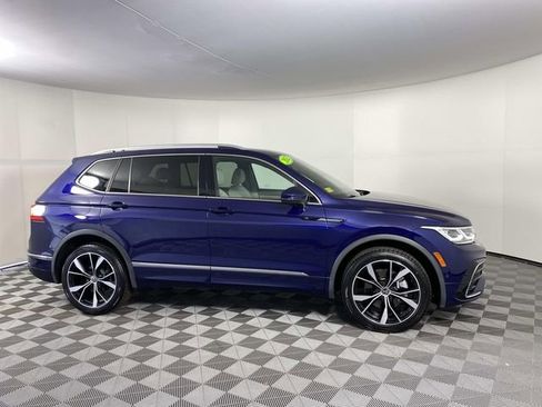 Used 2022 Volkswagen Tiguan SEL R-Line image 12
