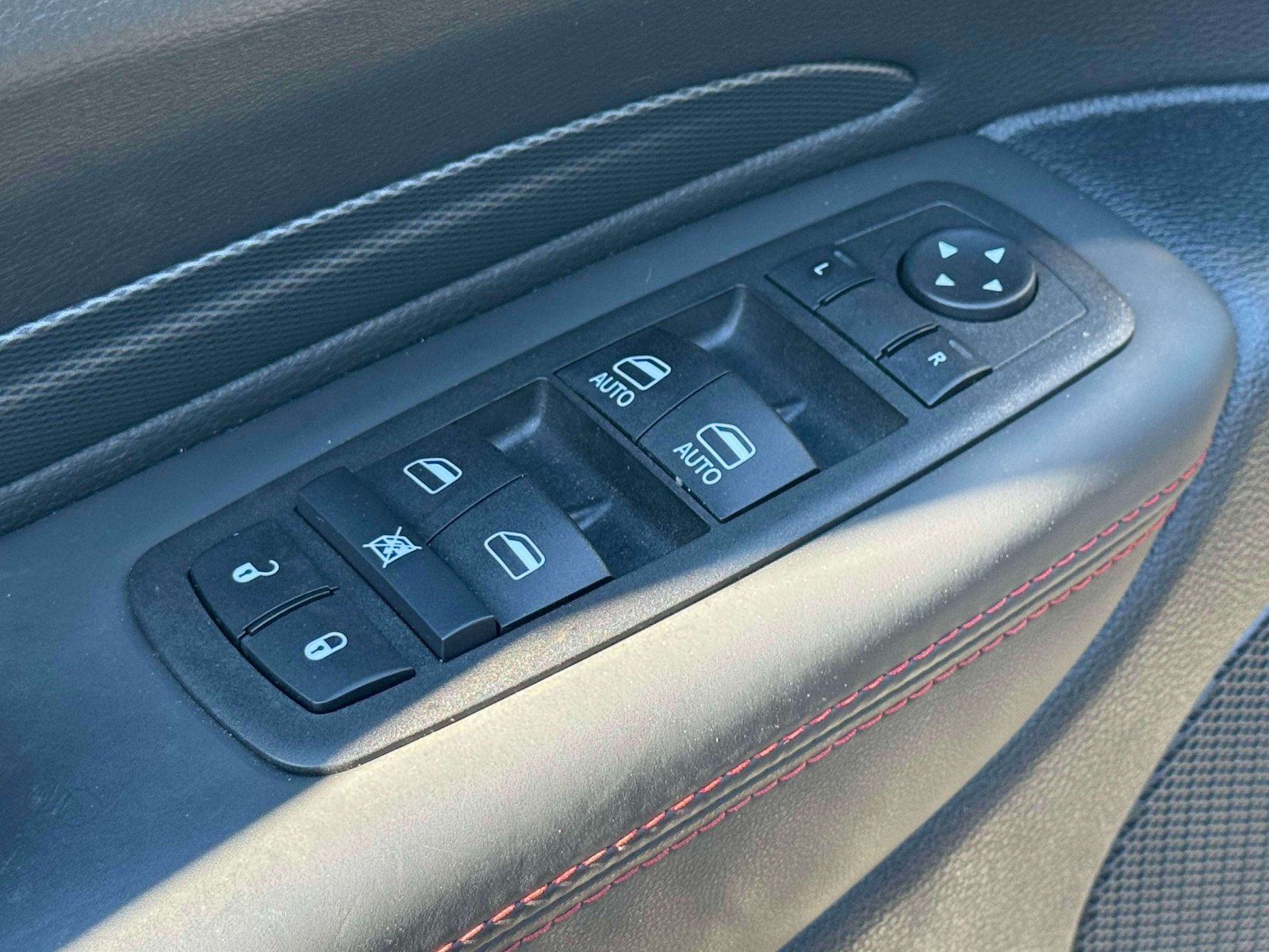 Certified 2025 Dodge Durango R/T AWD/4WD image 19