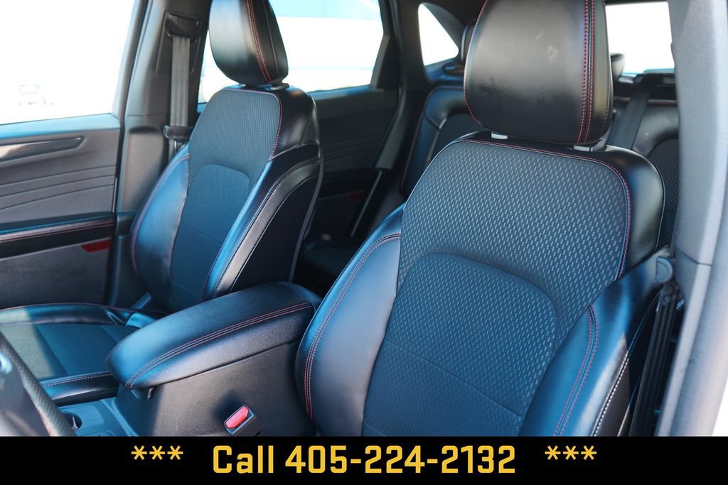 Used 2025 Ford Escape ST-Line AWD/4WD image 18