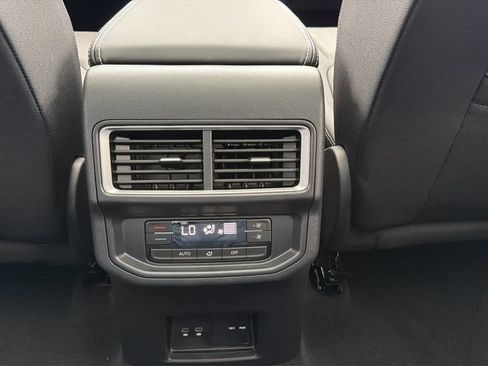 New 2026 Volkswagen Atlas SE FWD image 35