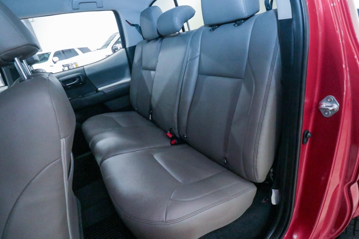 Used 2022 Toyota Tacoma SR w/ SR Convenience Package RWD image 14