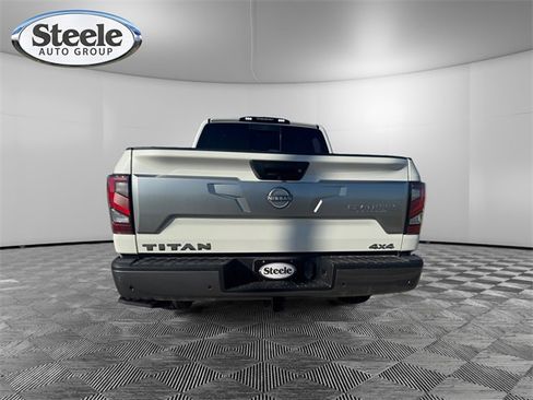 Used 2023 Nissan Titan Platinum Reserve w/ Moonroof Package image 18