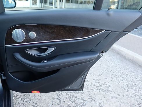 Used 2019 Mercedes-Benz E 450 4MATIC Sedan w/ Premium Package image 45