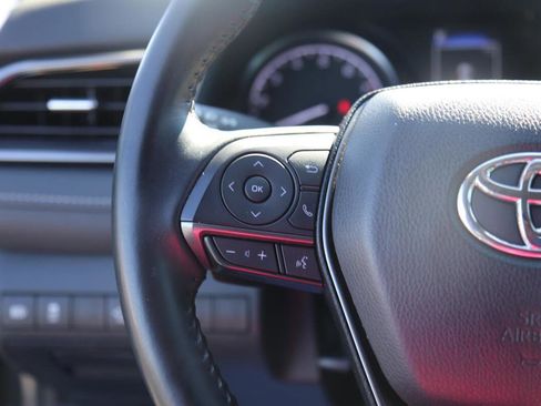 Used 2023 Toyota Camry SE image 10