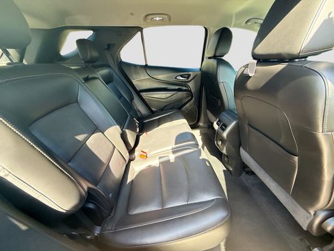 Used 2020 Chevrolet Equinox Premier image 28