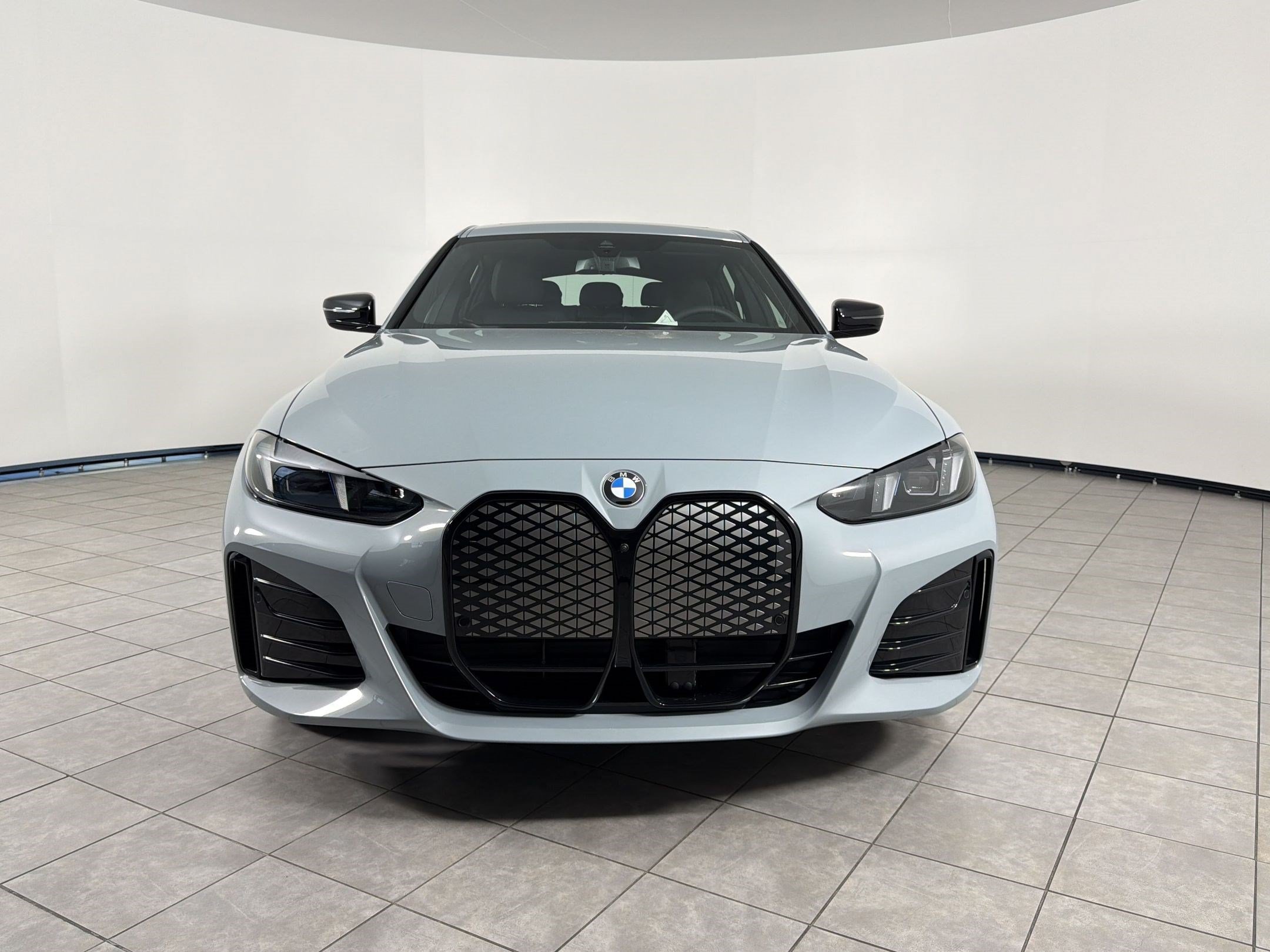 New 2026 BMW i4 eDrive40 w/ M Sport Package RWD image 5
