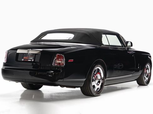 Used 2010 Rolls-Royce Phantom Drophead Coupe RWD image 8