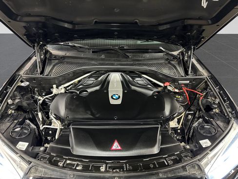Used 2017 BMW X5 xDrive50i AWD/4WD image 26