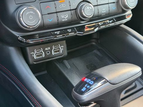 Used 2024 Dodge Durango R/T AWD/4WD image 24