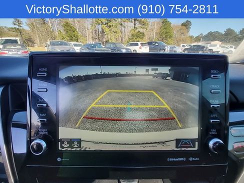 Used 2022 Toyota Camry SE w/ Audio Upgrade Package image 6