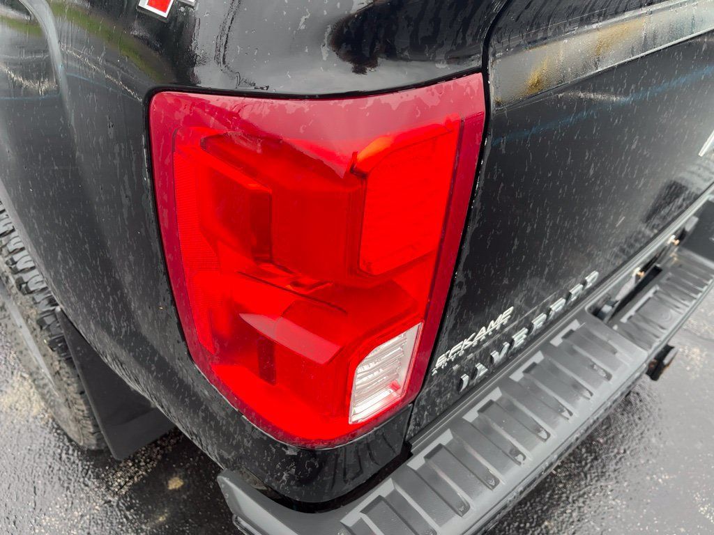 Used 2017 Chevrolet Silverado 1500 High Country AWD/4WD image 21