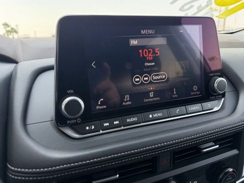 Certified 2023 Nissan Rogue SV image 19