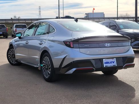New 2026 Hyundai Sonata SEL FWD image 3
