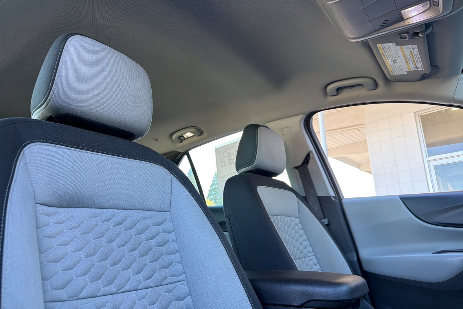 Used 2019 Chevrolet Equinox LS FWD image 14