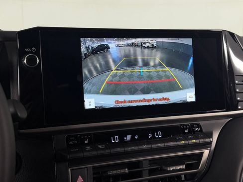 Used 2026 Toyota Camry XSE FWD image 16