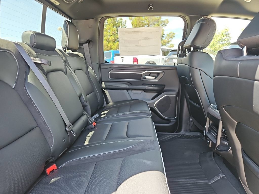 New 2026 RAM 1500 Laramie w/ Sport Appearance Package AWD/4WD image 27