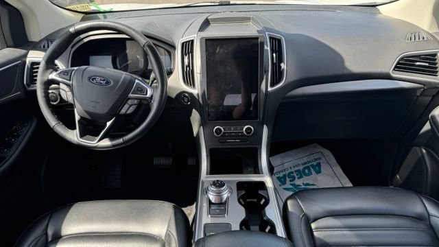 Used 2024 Ford Edge SEL AWD/4WD image 8