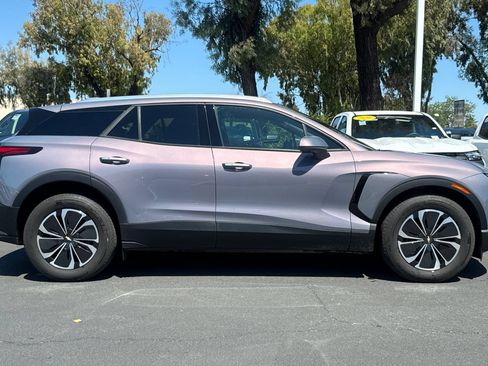 Used 2024 Chevrolet Blazer EV LT AWD/4WD image 4