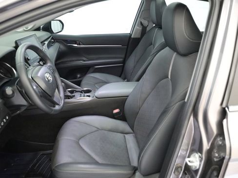 Used 2023 Toyota Camry XSE w/ Navigation Package AWD/4WD image 10