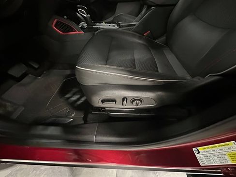 Used 2021 Chevrolet TrailBlazer RS w/ Convenience Package AWD/4WD image 20